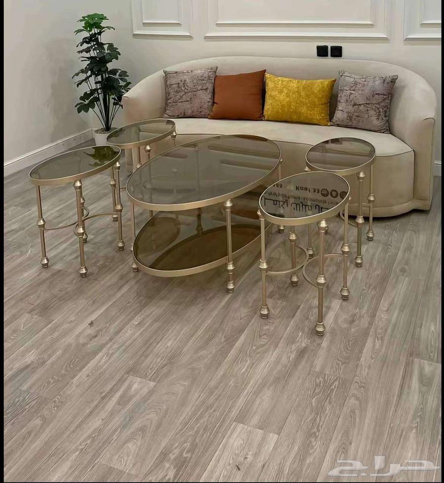 Custom-made tables64474330723842111