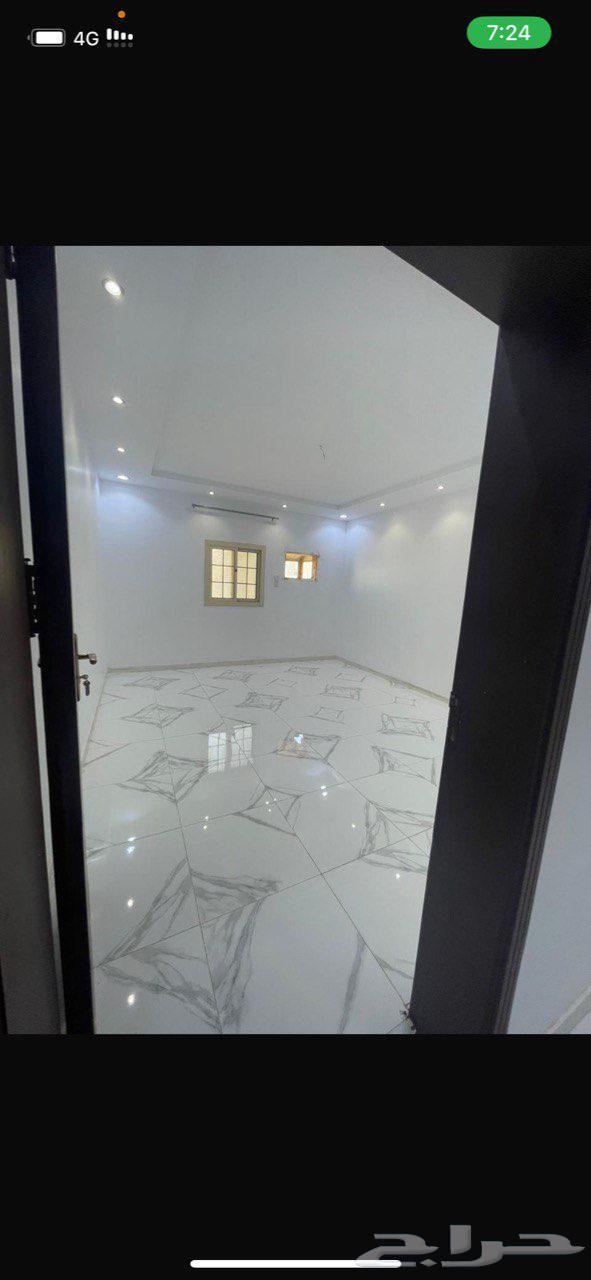 شقة مجددة الخمره القرينيه 3 غرف واسعه دور اول64493658825091112