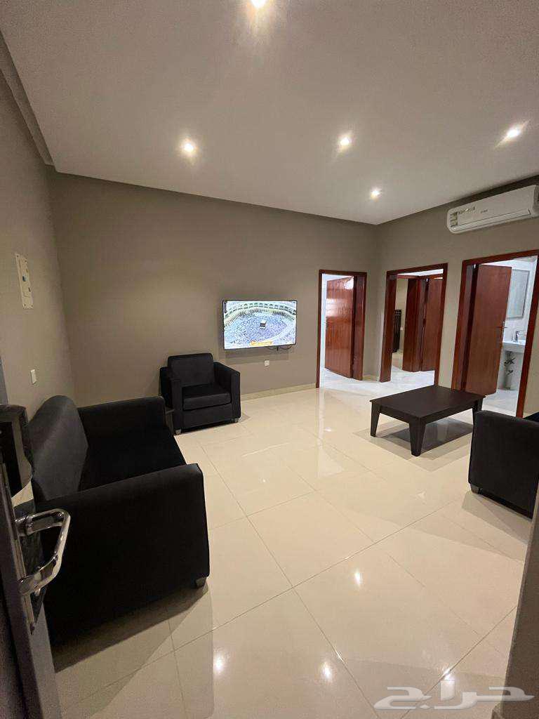 شقة فندقية غرفتين وصالة مؤثثة وفاخرة للعوايل بخميس مشيط64493643345921113