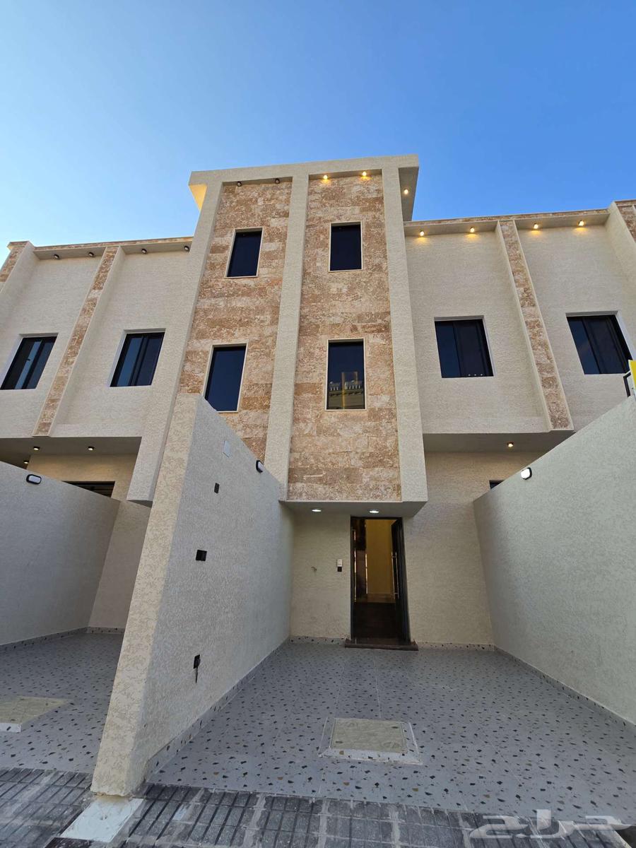 Roof for sale with an attached unit and independent entrance, 8 VIP rooms from 680 thousand Ahad Rafidah64506247210114112