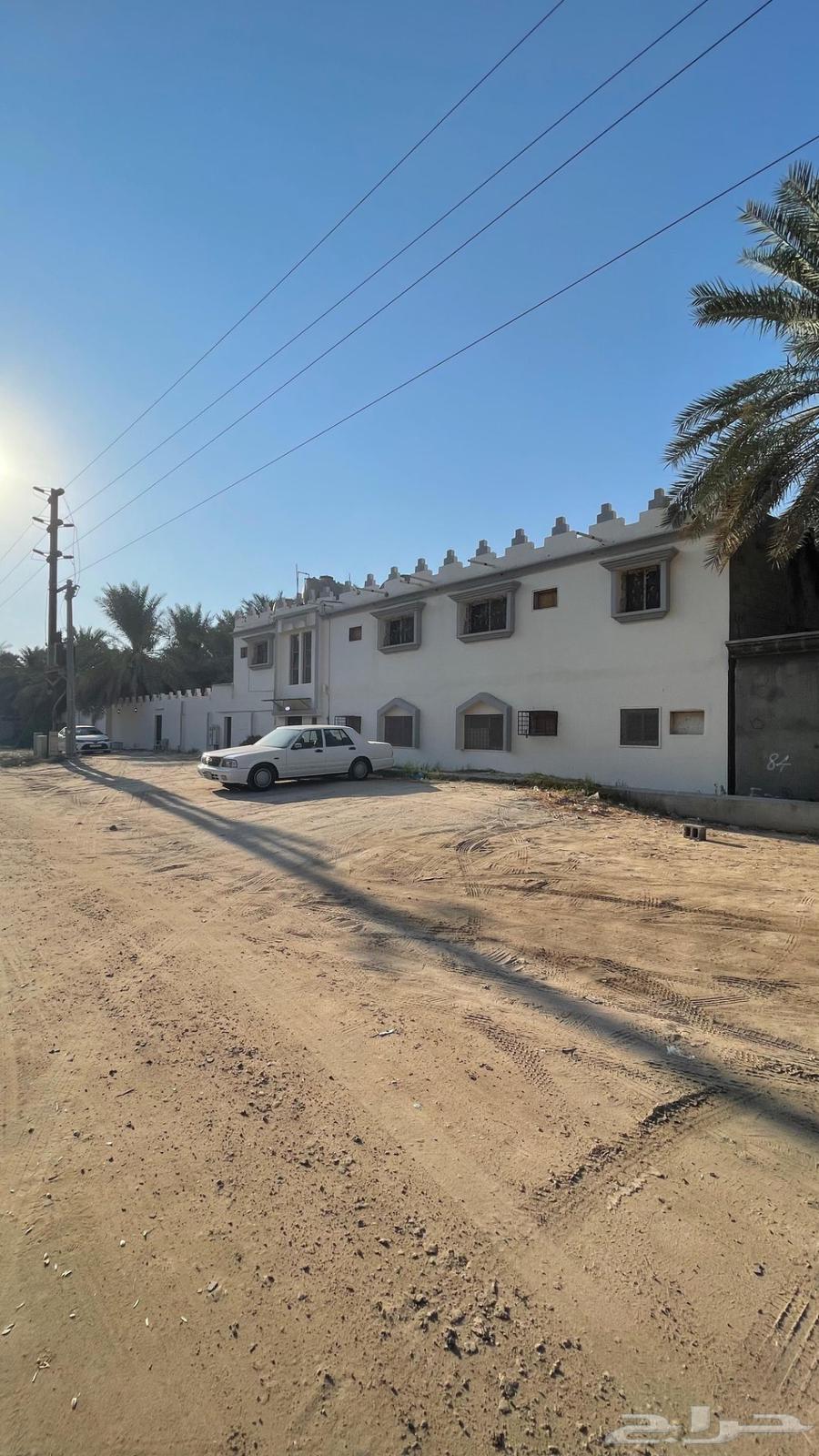 للبيع مزرعة وسكن الاحساء قرية الساباط64506263202945111