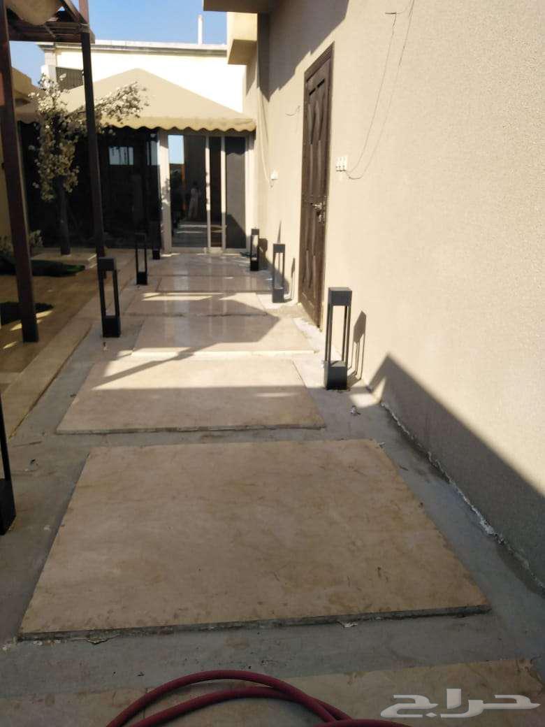 Installation of vinyl carpet, alternative wood flooring, and parquet64518196112897111