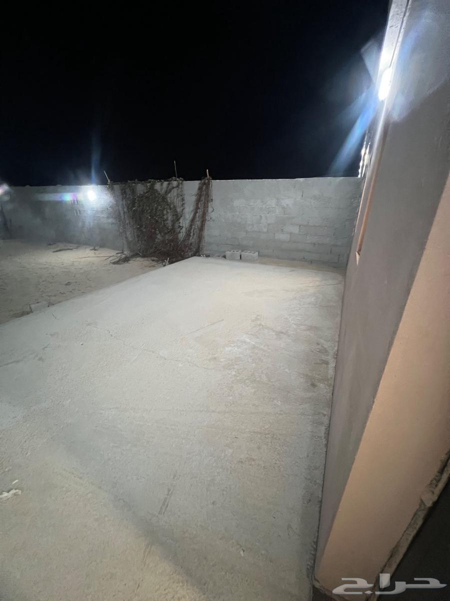 استراحه في سوق البل مكونه من مجلس كبير 10 6 ومقلط64518098260225113