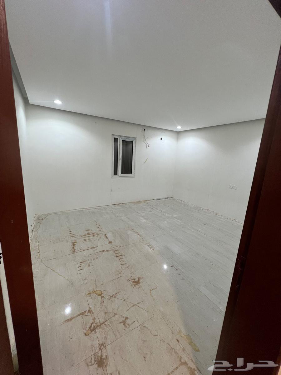 استراحه في سوق البل مكونه من مجلس كبير 10 6 ومقلط64518098260225110