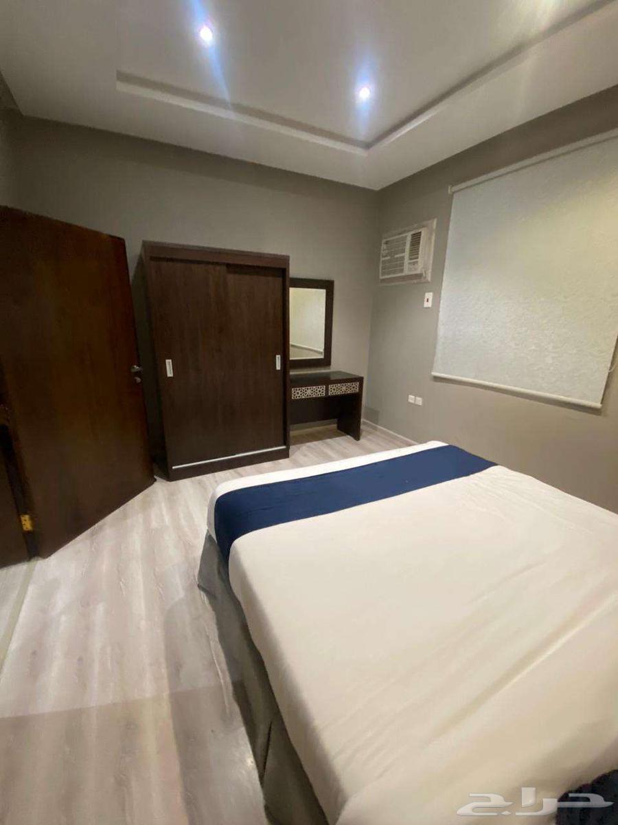 شقة فندقية غرفة وصالة وبوفية مؤثثة وفاخرة بخميس مشيط64525020135299111