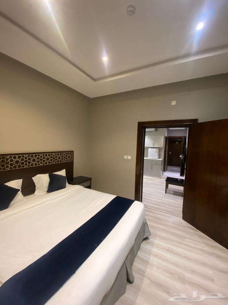 شقة فندقية غرفة وصالة وبوفية مؤثثة وفاخرة بخميس مشيط64525020135299112