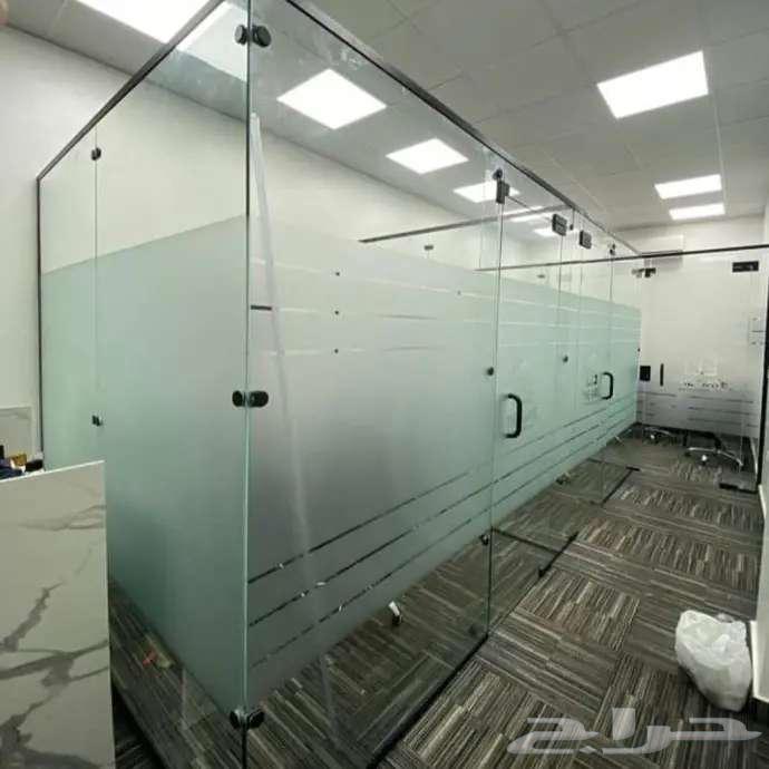 زجاج ابواب محلات تجاريه وصيانه ابواب تغير مكان ابواب ويدات64545554563457112