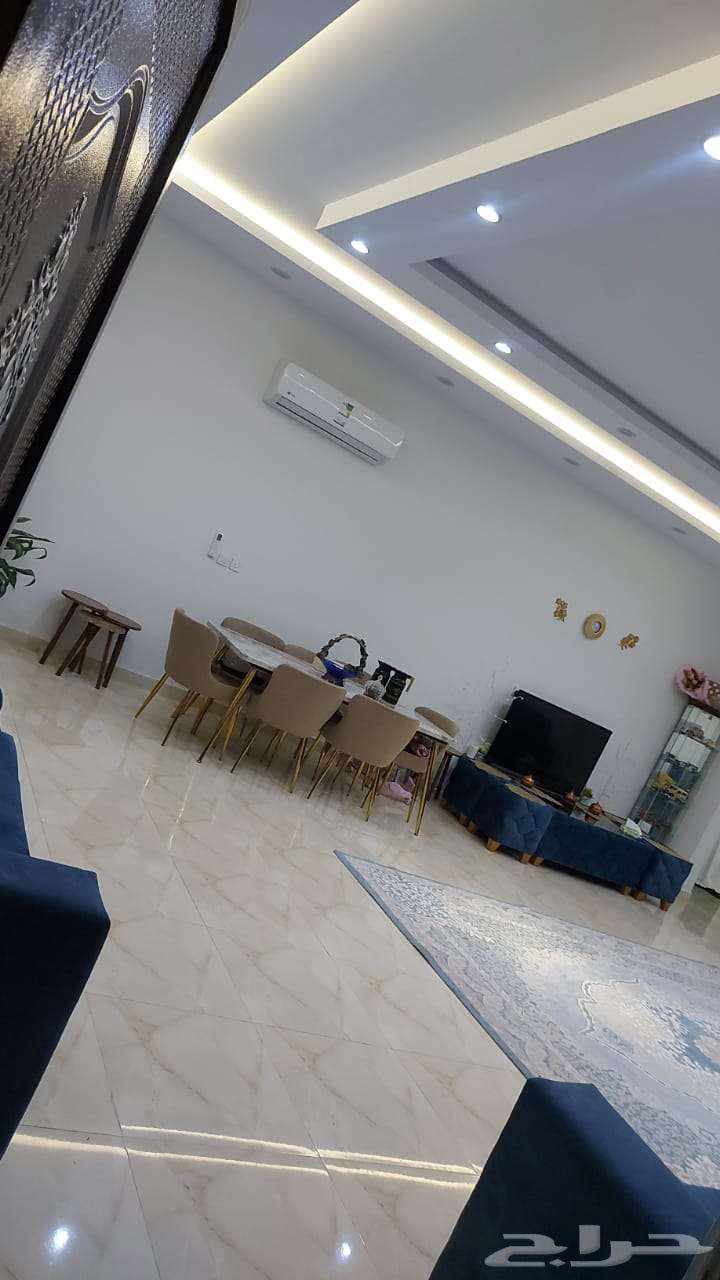 Looking for great deals, a duplex and a rest house in Al-Olya, a steal at 300,00064582371612163113