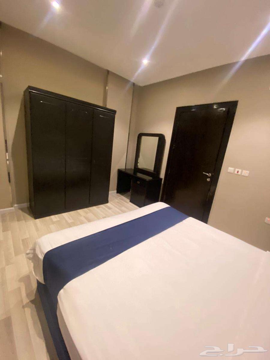 شقة فندقية غرفة وصالة مؤثثة وفاخرة للعزاب بخميس مشيط64572801188481111