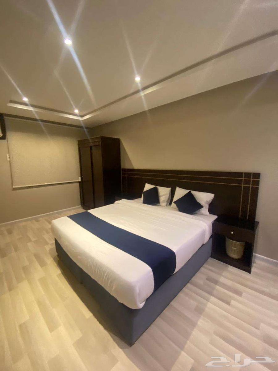 شقة فندقية غرفتين وصالة مؤثثة وفاخرة للعوائل بخميس مشيط64572801238787110