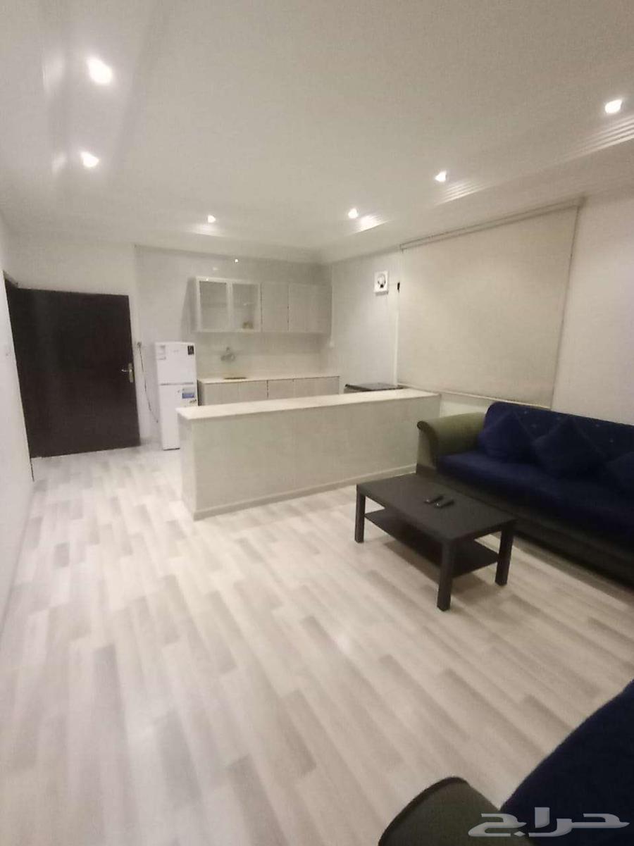 شقة فندقية غرفة وصالة مؤثثة وفاخرة للعوائل بخميس مشيط64572801219458114