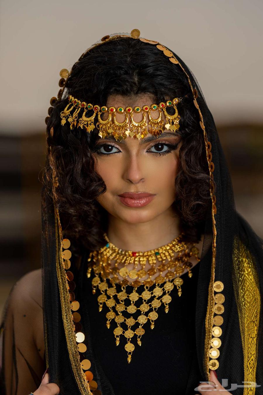 تصوير بورتريه احترافي متنقل   أجهزة وإضاءة سينمائية64582487307267112