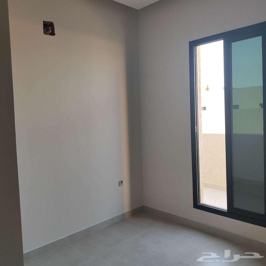 للايجار شقة عزاب حي القادسية بسعر (2500) شهريا عرض 1437H64582339899777113