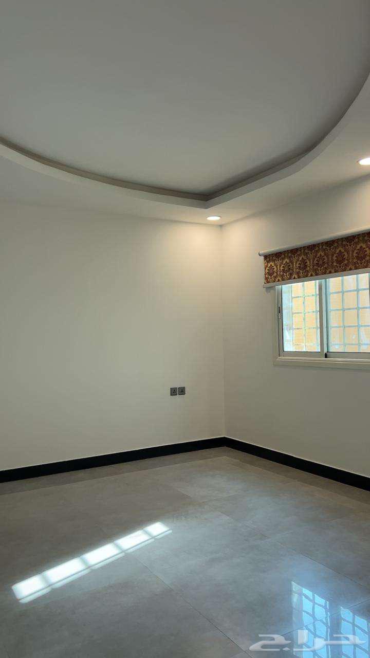 للايجار شقة عوائل بسعر (50.000) سنويا حي لبن   عرض رقم H145464582468753411113