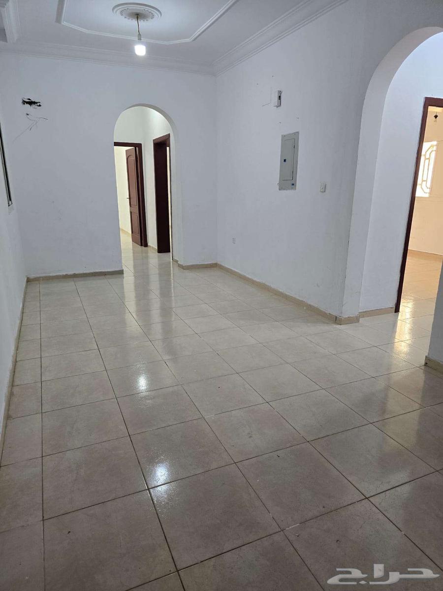 شقة عوائل للإيجار 3 غرف وصاله في النزهه بجدة 2100 ريال64589526617602114