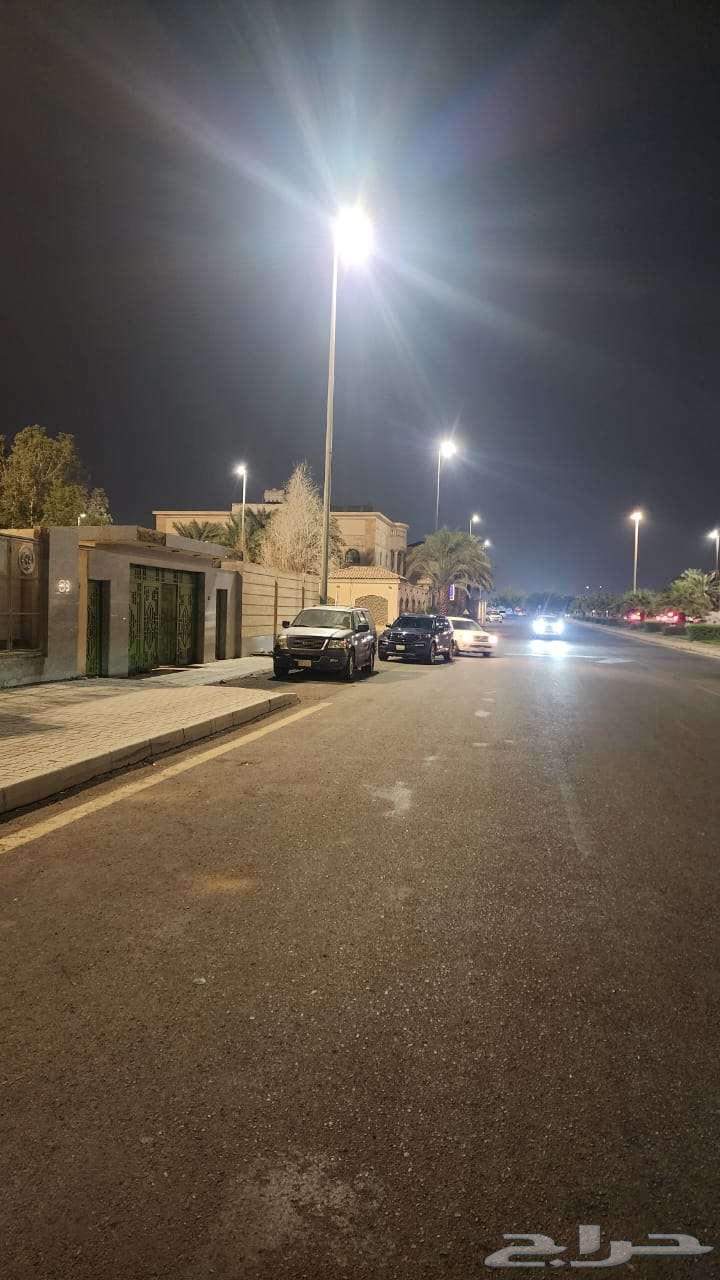 ارض تجارية ب موقع مميز قرب سوق التمور للبيع64594116593154113