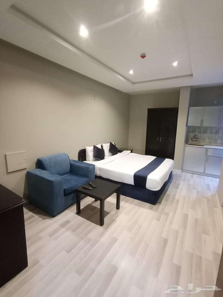 شقق فندقية غرفة ودورة مياه بمطبخ مؤثثة وفاخرة بخميس مشيط64594051642115110