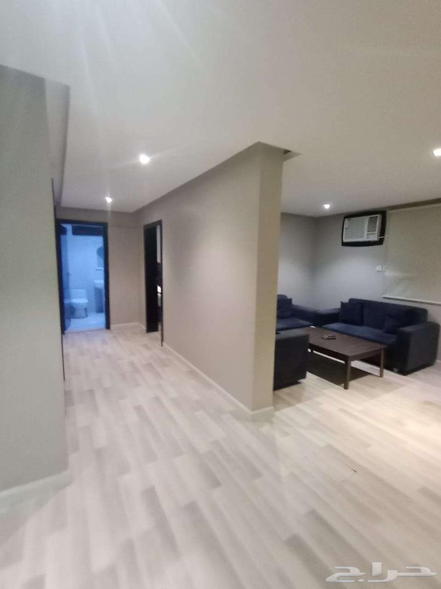 شقة فتندقية غرفتين وصالة مؤثثة وفاخرة للعوائل بخميس مشيط64594051660545111