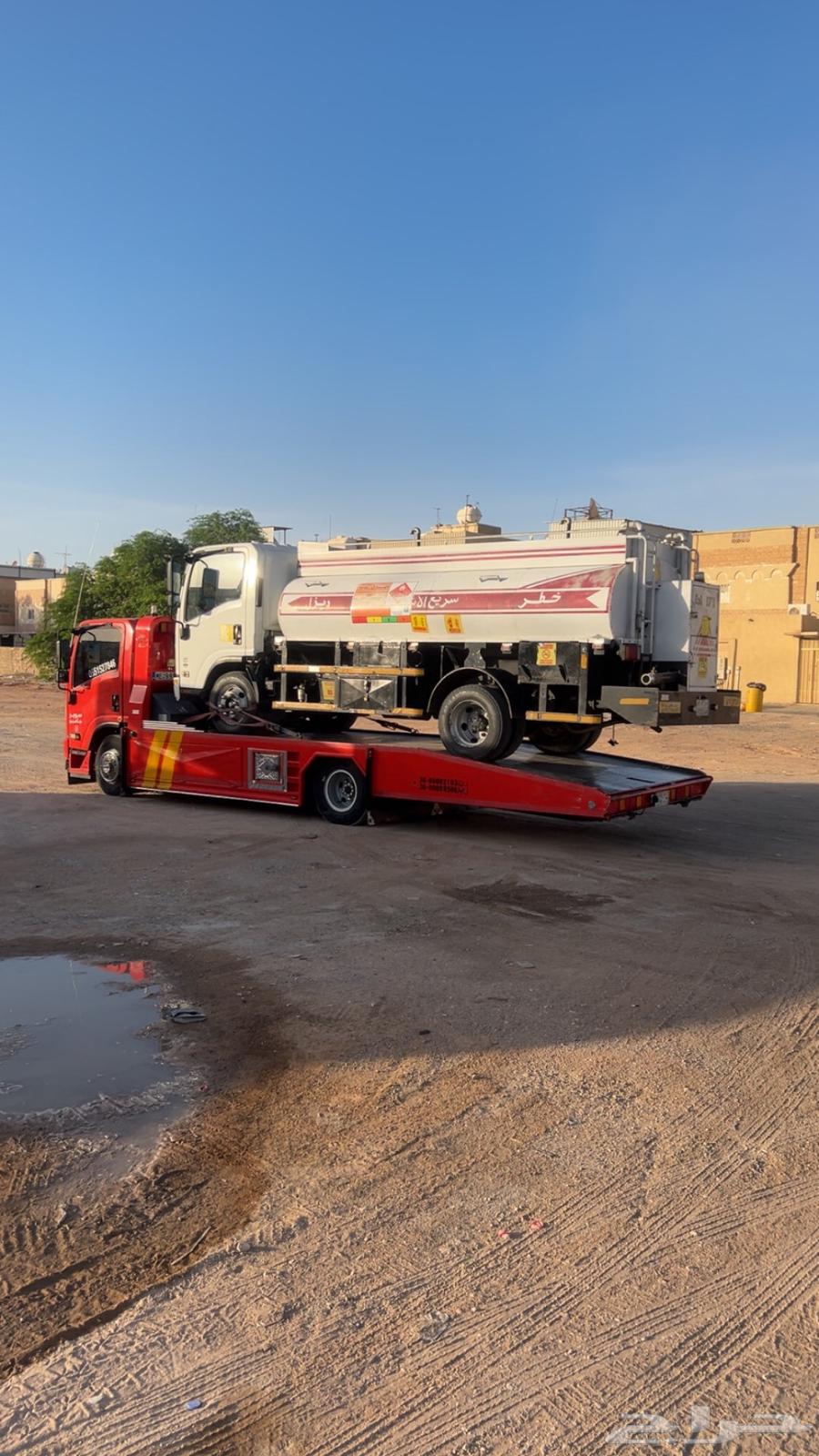 سطحة ابها خميس مشيط لنقل السيارت المعطله والمصدومه64613300569474113