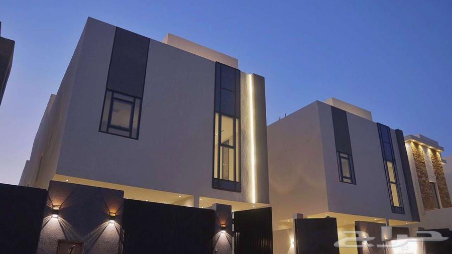 تاون هاوس أرضي   دور أول للبيع   موقع ممتاز بعرض حصري.64594083977729110