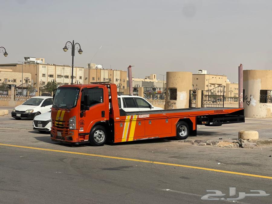 سطحة ابها خميس مشيط لنقل السيارت المعطله والمصدومه64613300569474114