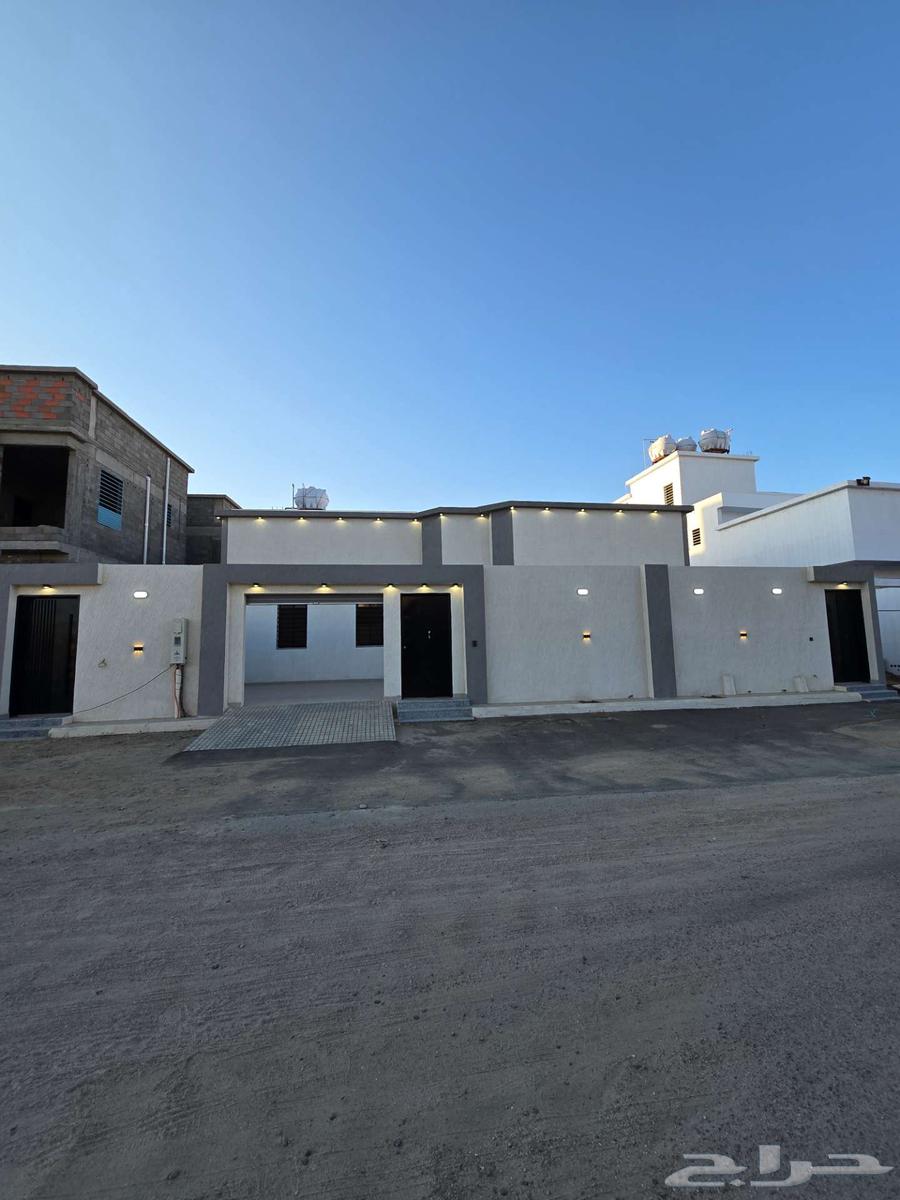 للبيع دور مستقل علي أرض كامله تشطيب فاخر باحد رفيده 900 ألف64606231981698110