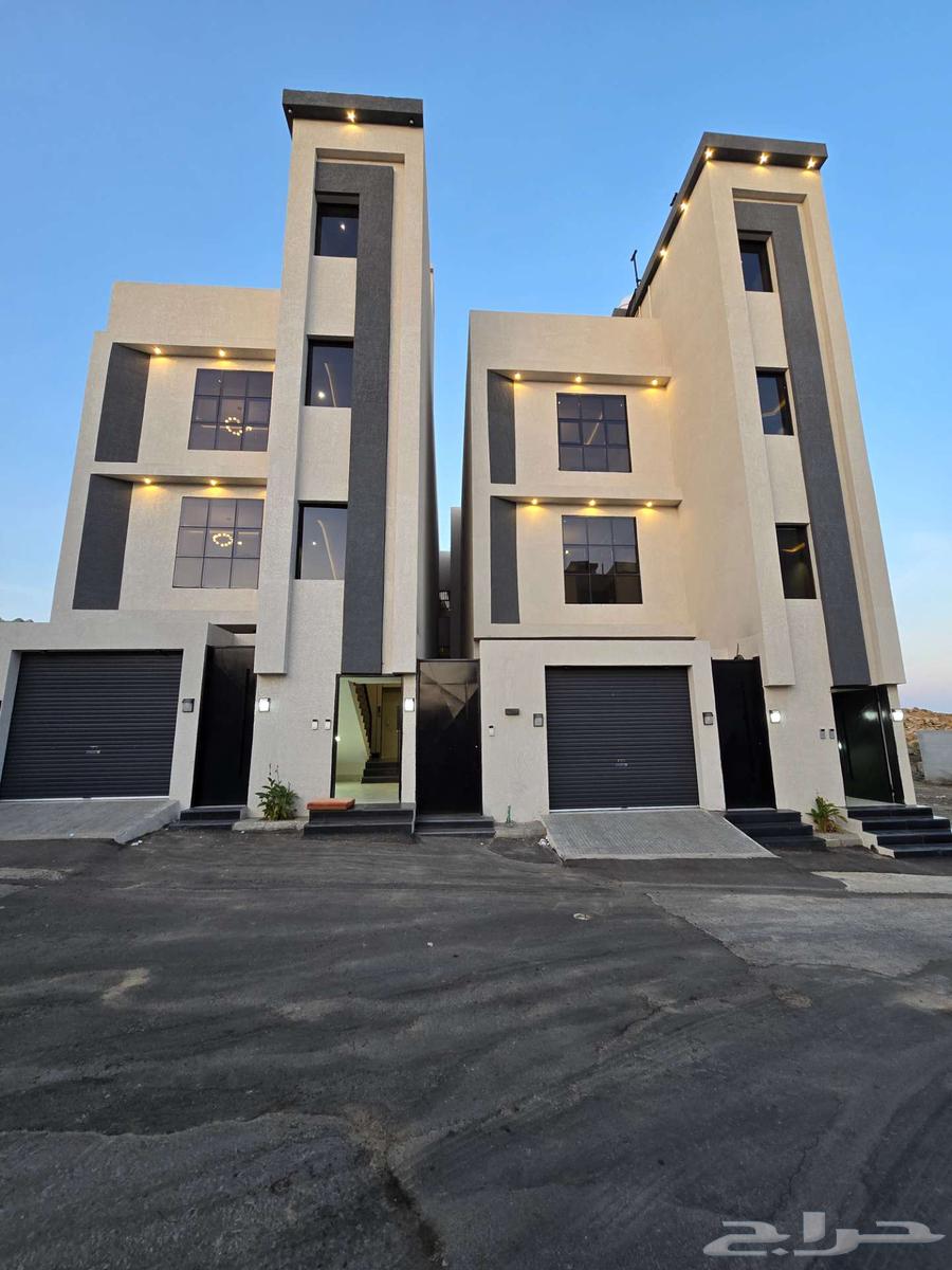 للبيع شقق علويه بسطح خاص 6غرفVIPمصعدراكب 520 ألف أبهاالمحالة64606232092417111