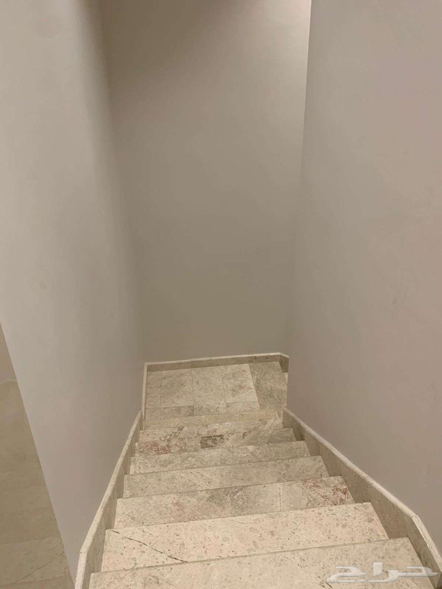 للبيع شقة الزهره راكب مكيفات ومطبخ جاهزه64606261038977111