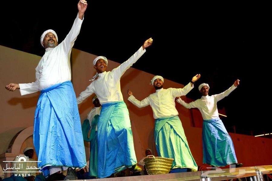 فرقة بيرق الغربية للفنون والفلكلور الشعبي64606261475331113