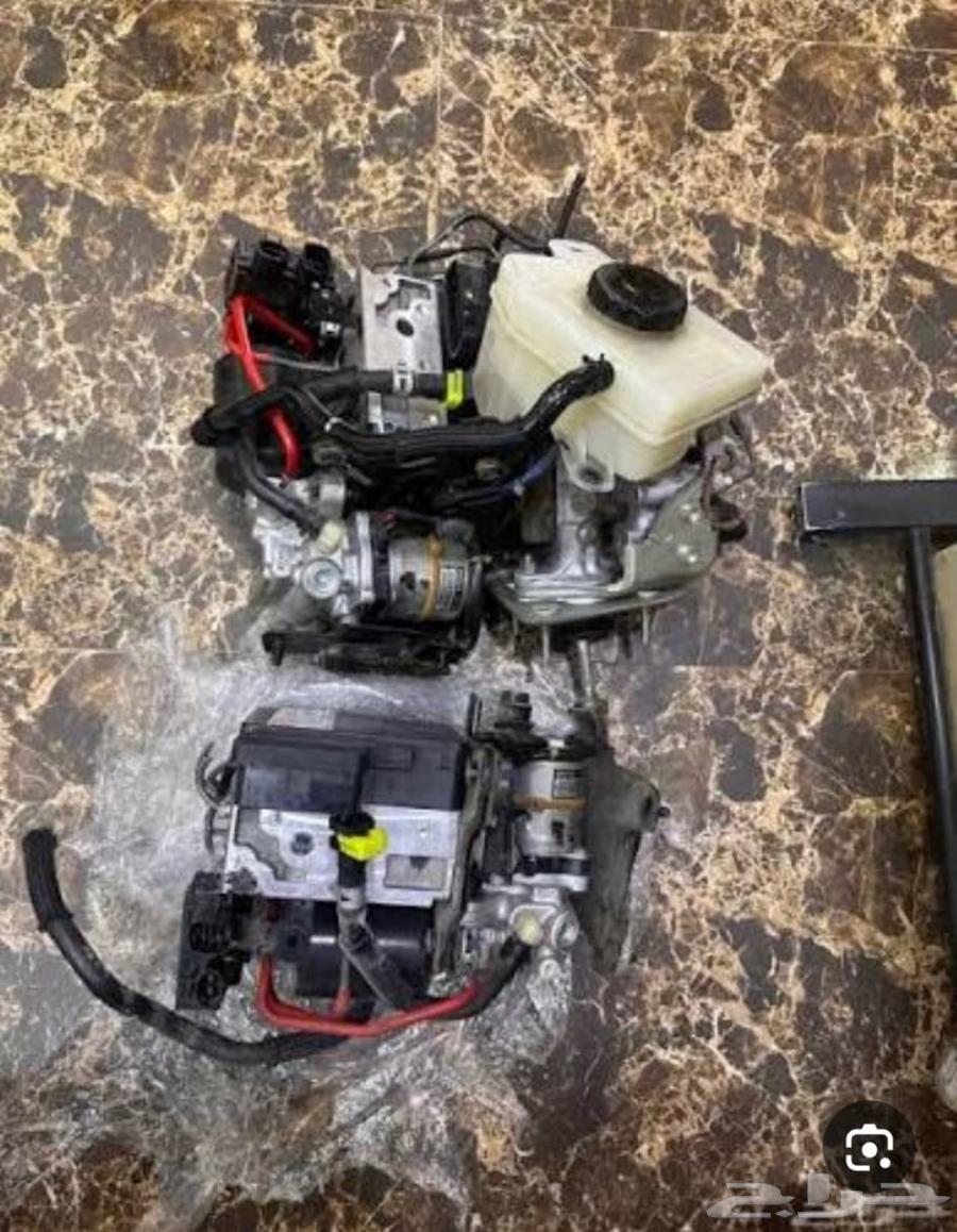 صيانه وتغير اجهزه ABS لكزس 460 شغل مضمون64618934170115110